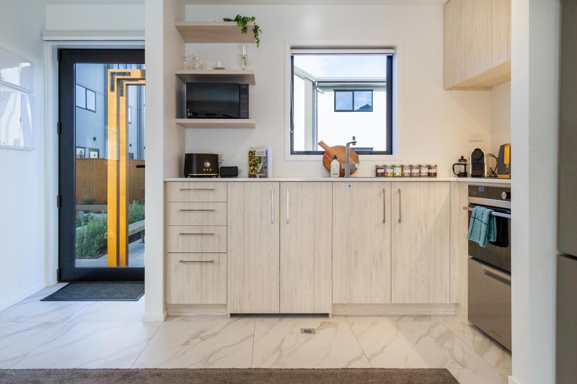 Serenity By The Sea: Coastal Escape1 Bed 1 Bath Christchurch Exterior foto