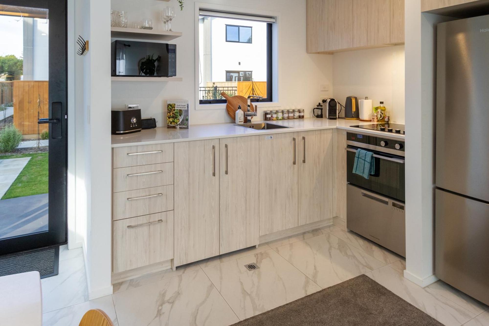 Serenity By The Sea: Coastal Escape1 Bed 1 Bath Christchurch Exterior foto